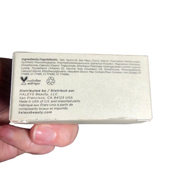 HALEYS Re-touch Setting Powder VEGAN + CRUELTY-FREE, Ultra-Blurring, Lightweight - Picture 12 of 17